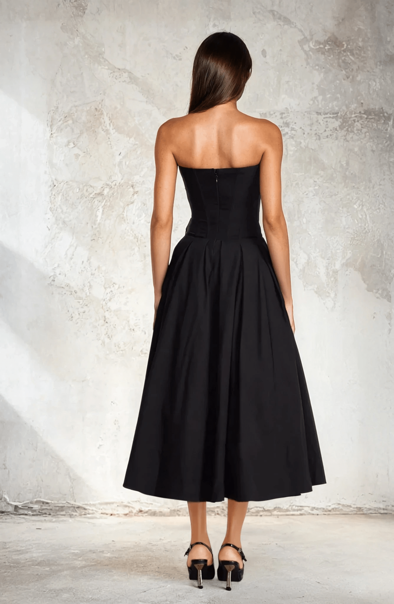 NTMY Crocus Off-Shoulder Corset Top Midi Dress in Black