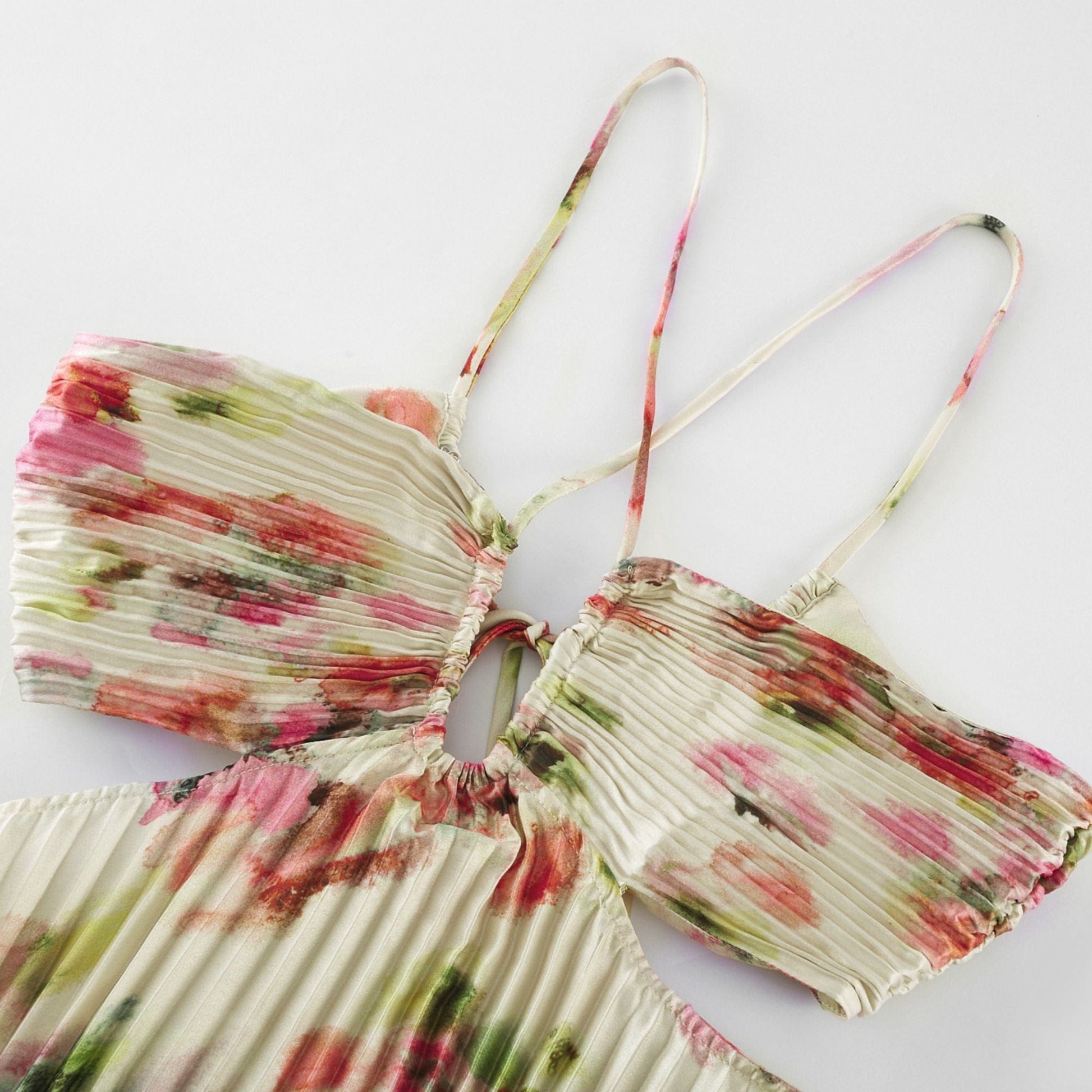 NTMY Maxi Dress Bellis Cut-Out Floral-Print Pleated Maxi Dress in Ivory