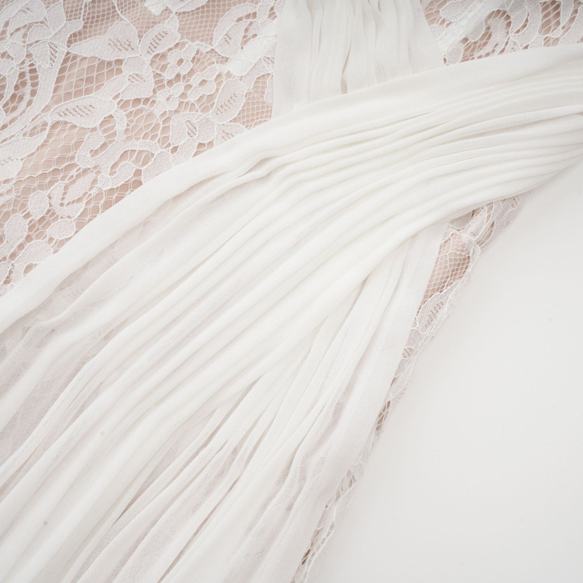 NTMY Maxi Dress Hoya Lace Pleated Bridal Maxi Dress in White